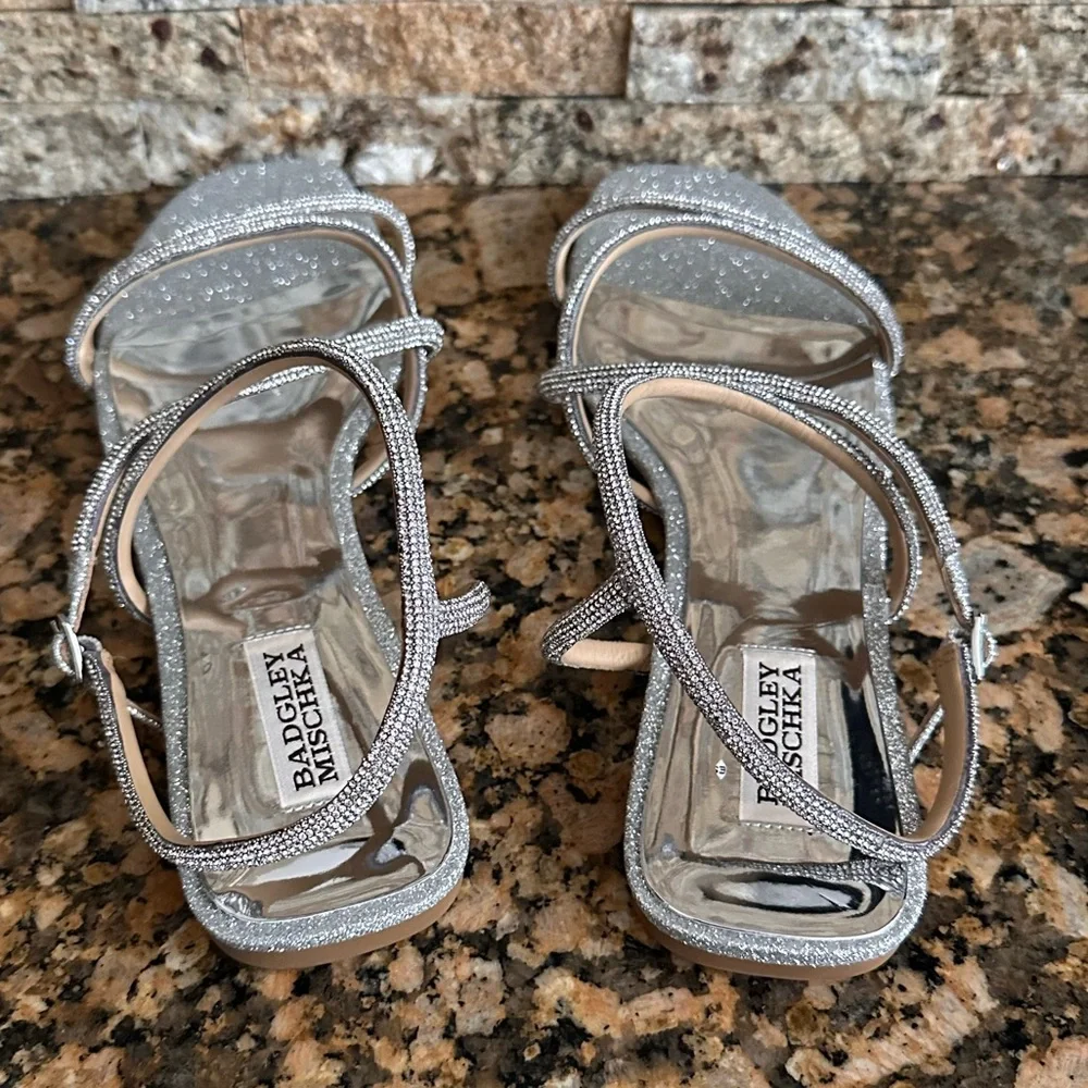 Badgley Mischka Women Ivie Embellished Strappy Flat Sandals Silver - Picture 7 of 9